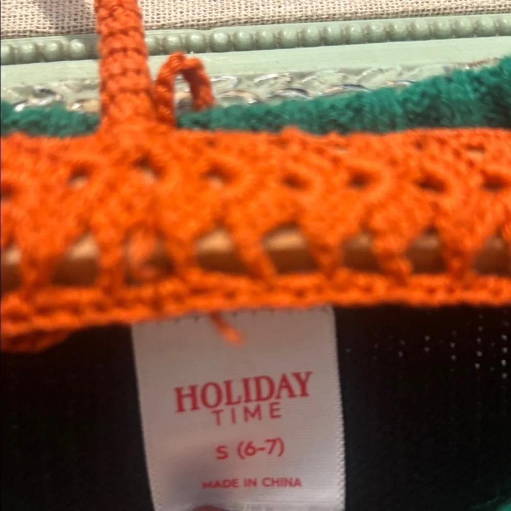 Holiday Time Festive Gaming Holiday Sweater Black and Green boys 6-7